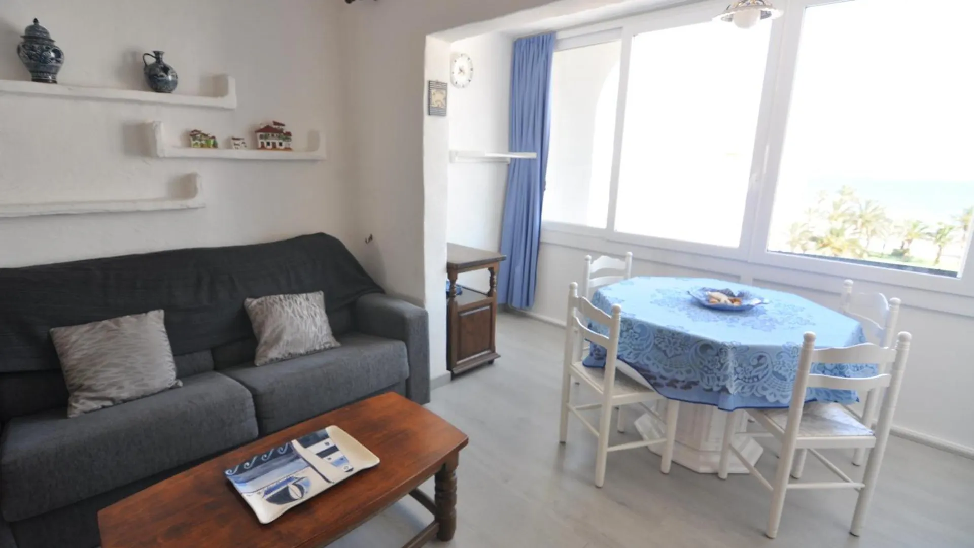 Appartement Rnet - Studio 42 Roses